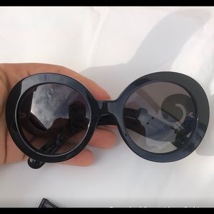 🎉PRADA Baroque' 55mm Round Sunglasses. 💓